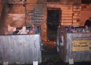 В Харькове возле мусорных баков нашли труп женщины (фото)