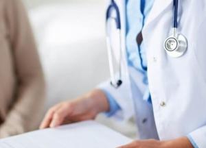 Повышение зарплат медработникам: кого коснется