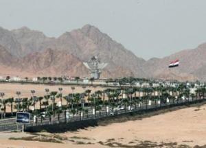 В Шарм-эль-Шейх вылетает консул для помощи украинцам - МИД