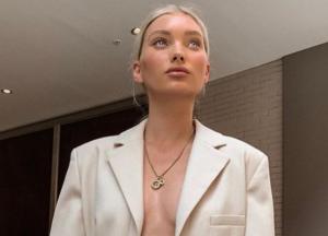 Супермодель снялась полуобнаженной (фото)