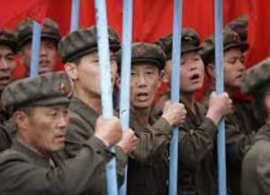 Життя в контейнерах і робота по 18 годин: Північна Корея постачає Росії рабів для окупованого Донбасу