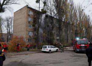 У Києві російські ракети влучили у три багатоповерхівки, квартири вигоріли вщент (фото, відео)