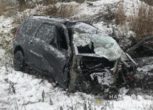 Смертельное ДТП на Тернопольщине: женщина вылетела в окно и попала под колеса автобуса