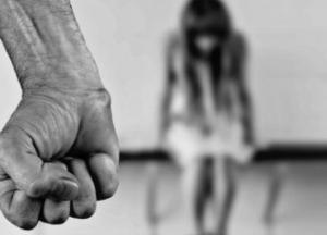 В Украине запустили реестр педофилов