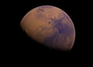 Ученые нашли доказательства существования древнего ледяного озера на Марсе