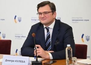 Зеленский повысил ранги ряду дипломатов