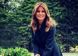 Как невеста: Мелания Трамп поразила нарядом космической стоимости (фото)