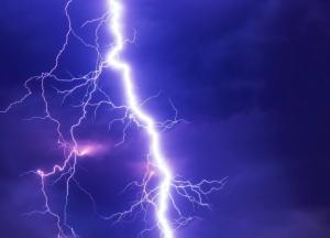 Ученые зафиксировали рекордную молнию длиной 768 километров