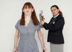 Жительница Турции признана самой высокой женщиной в мире (фото)