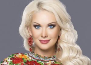 Екатерина Бужинская похвасталась роскошным формами в купальнике (фото)