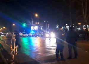 В Хмельницком в автомобиле нашли труп мужчины с ножевым ранением сердца