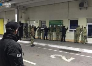 На Закарпатской таможне ликвидировали схему при ввозе "евроблях" (фото)
