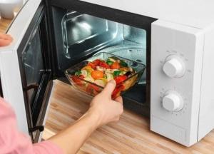 Медики рассказали, как микроволновки влияют на здоровье человека