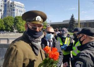 В Киеве мужчина пришел на День победы в пилотке СССР: ему грозит штраф (видео)