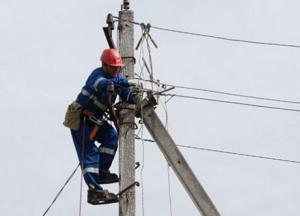 Непогода обесточила 120 населенных пунктов в Украине