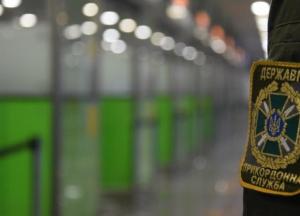 Копил на билет три года: пьяного мужчину сняли с рейса в Борисполе