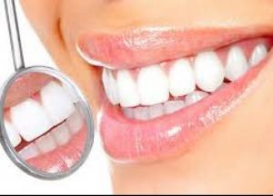 Названы продукты, которые ухудшают цвет зубов