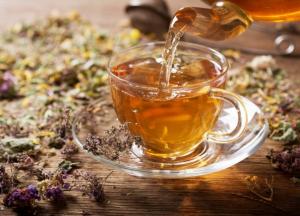 Названы самые полезные цветочно-травяные чаи
