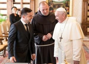 Зеленский встретился с Папой Франциском и попросил о помощи