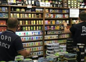 В Запорожье ликвидировали подпольный табачный цех (фото)