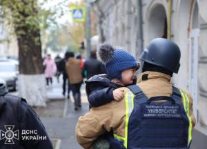 У Харкові під час обстрілу в дитсадку було 48 дітей, склався другий поверх: нові подробиці та фото