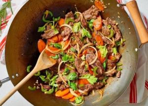 Врачи назвали пищу, которая вызывает болезни желудка и боли в кишечнике