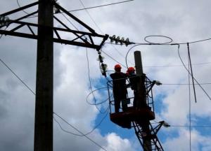 В Украине из-за непогоды обесточены 23 населенных пункта