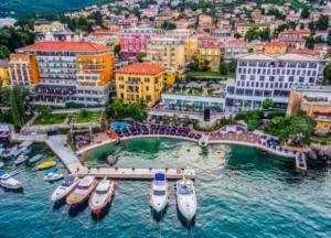 Хорватия продолжила действующие условия въезда для украинцев до конца лета