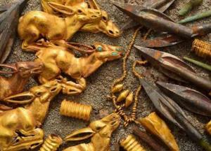 Археологи обнаружили золотые сокровища скифо-сакской эпохи