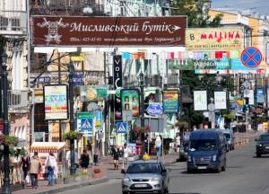 В Украине изменят правила размещения рекламы в городах и вдоль трасс