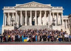 Понад 600 американців прибули до Вашингтона за власні кошти для підтримки України