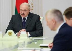 Лукашенко требует отчислить из вузов протестующих студентов