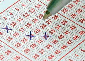 Бутылка воды "принесла" американцу $100 000