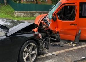 Во Львовской области в ДТП пострадали 11 человек (фото)