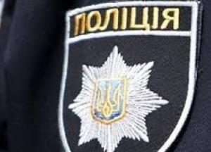 В Киеве пьяный мужчина сломал запястье полицейскому