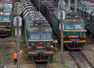 В Укрзализныце расследуют хищение 140 тонн дизтоплива