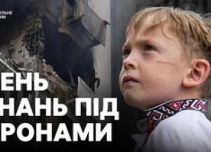 Російський дрон вдарив по багатоповерхівці в Києві: троє людей травмовані, руйнування значні