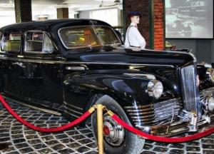 У одесского бизнесмена в Москве угнали лимузин, на котором ездил Сталин (фото)