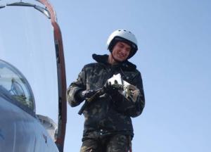 "Відвів машину від населеного пункту, але катапультуватись не встиг": як загинув пілот F-16 Максим Устименко