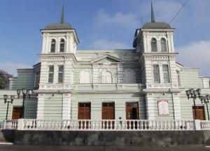 Украинский театр приобрел пирожок за 8 гривен через тендер на Prozorro