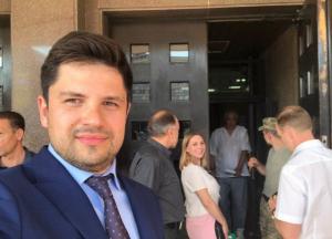 Партия "Слуга народа" подала в ЦИК всех кандидатов-мажоритарщиков, но не назвала их