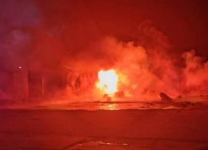 Чернігів під безперервним обстрілом, частково знеструмлений: відео жахливого удару дрона вночі