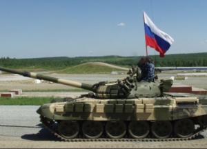 Росія знімає зі зберігання старі танки та БТР