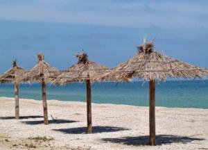 Появились меткие фотожабы на летний отдых в условиях карантина