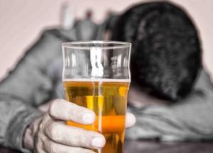 Алкоголь официально признан опаснее тяжелых наркотиков