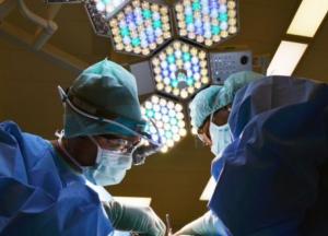 Мальчика с тремя ногами, успешно прооперировали в Москве (фото)