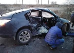 На Киевщине из-за столкновения двух автомобилей погибла женщина (фото)