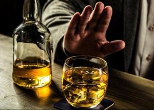 Названы симптомы, указывающие на непереносимость алкоголя
