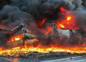 У Росії пролунали вибухи на нафтовому родовищі, від пожежі загорівся навіть ліс