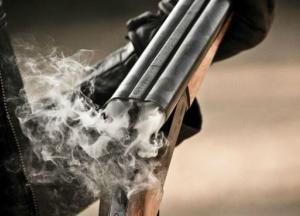 В Одесской области мужчина тяжело ранил прохожего из винтовки